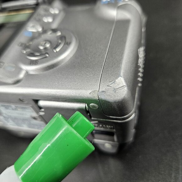 Vintage Canon EOS Digital Rebel XT Camera Body 8MP Made in Japan AS IS Parts Rep - Picture 12 of 12